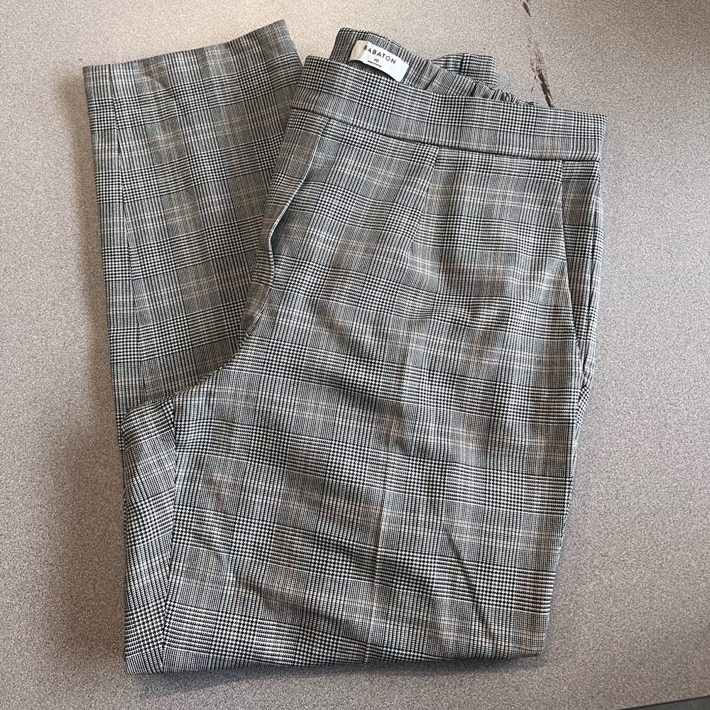 Aritzia Babaton plaid trouser pant with elastic waistband